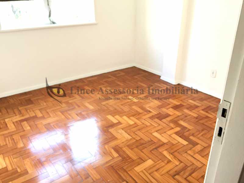 Apartamento para alugar com 3 quartos, 116m² - Foto 8