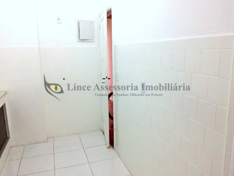 Apartamento para alugar com 3 quartos, 116m² - Foto 20