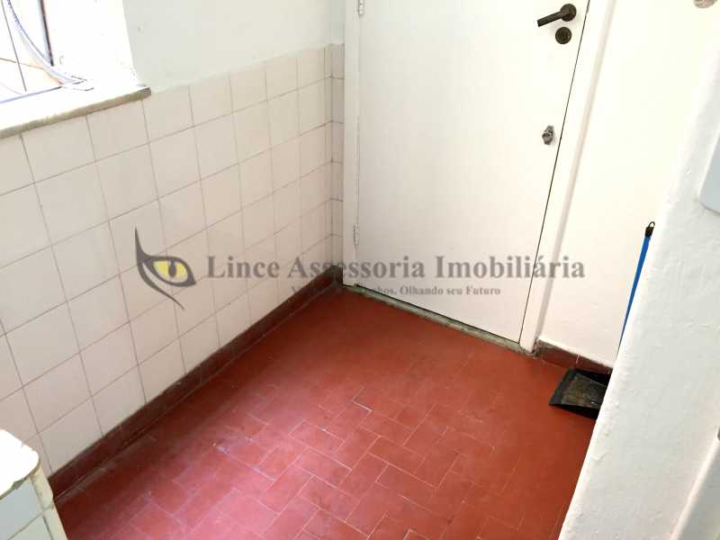 Apartamento para alugar com 3 quartos, 116m² - Foto 26