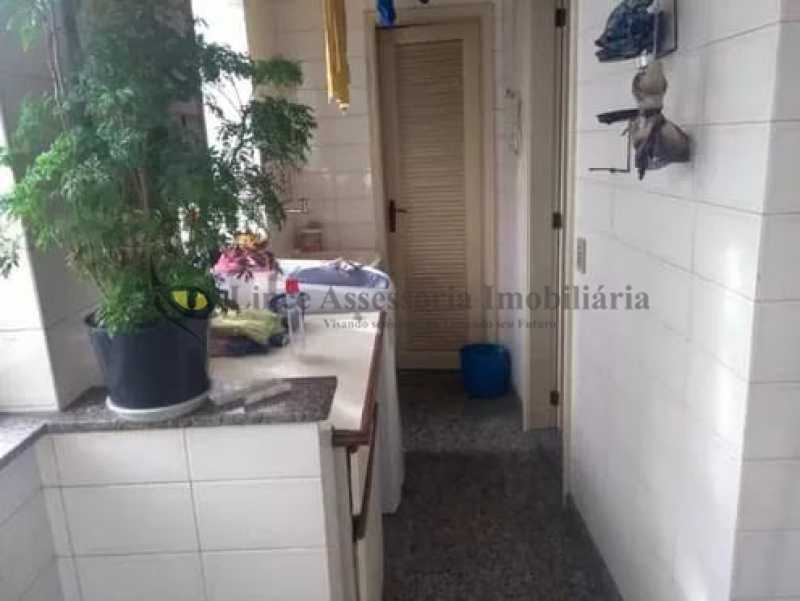 Apartamento à venda com 3 quartos, 130m² - Foto 17