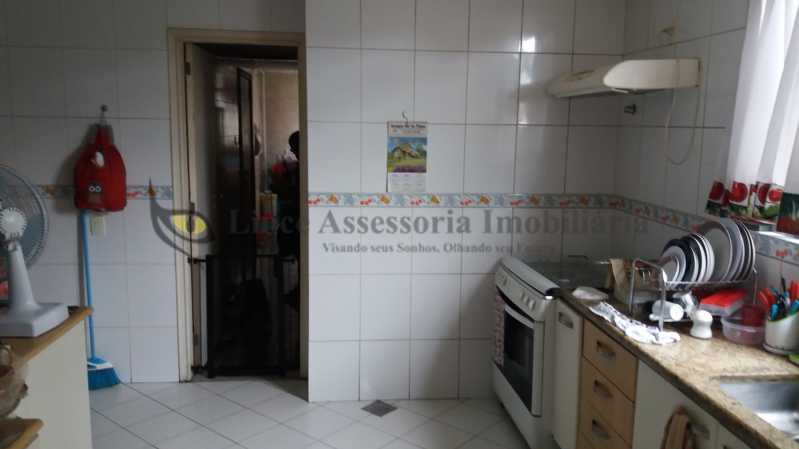 Apartamento à venda com 4 quartos, 170m² - Foto 11