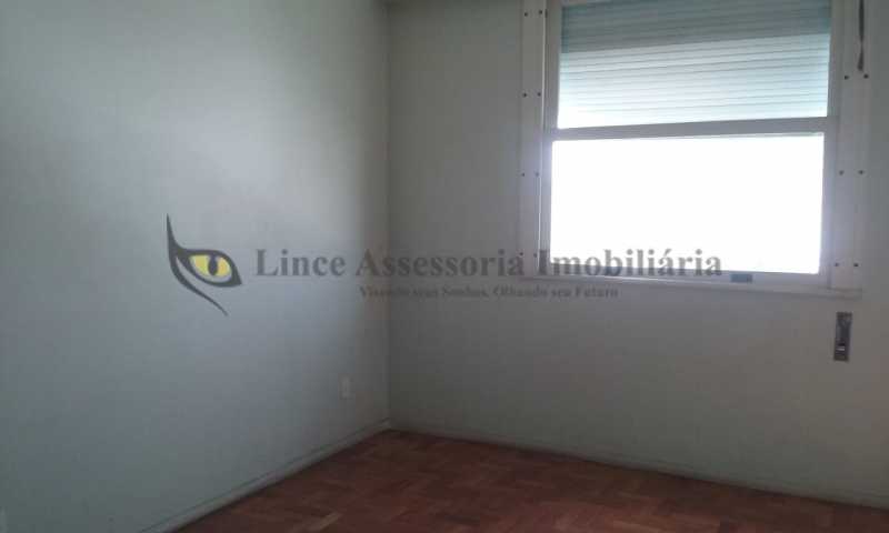 Apartamento à venda com 4 quartos, 114m² - Foto 11