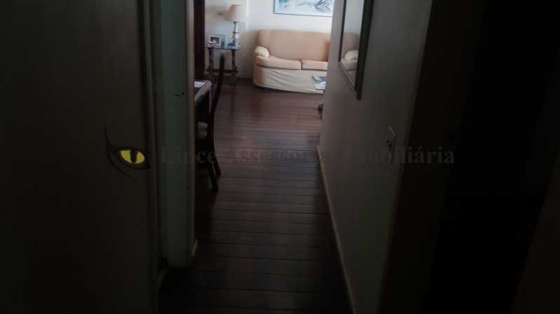 Apartamento à venda com 2 quartos, 83m² - Foto 4