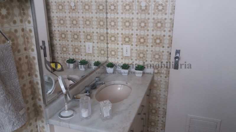 Apartamento à venda com 2 quartos, 83m² - Foto 12