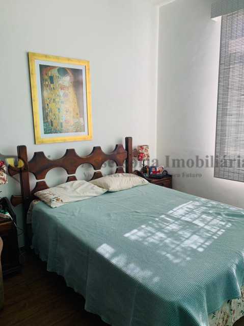 Apartamento à venda com 4 quartos, 156m² - Foto 17