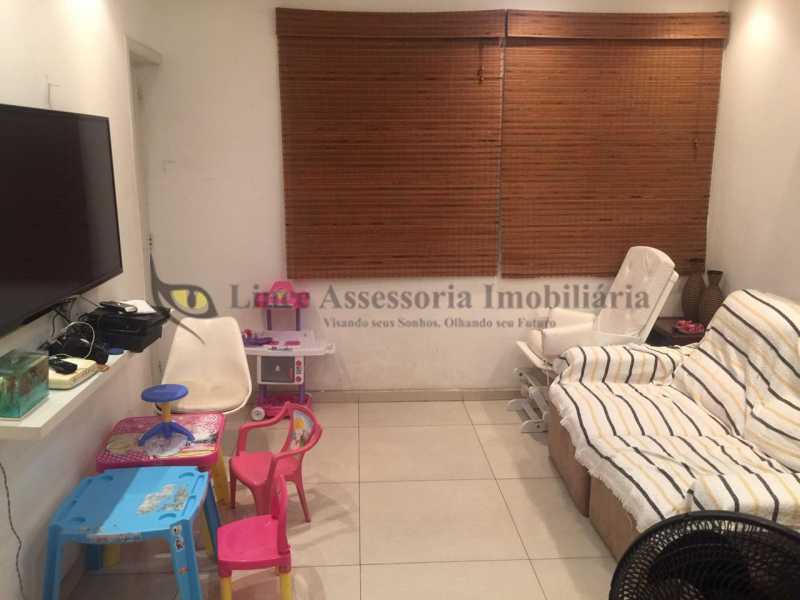 Apartamento à venda com 3 quartos, 144m² - Foto 1