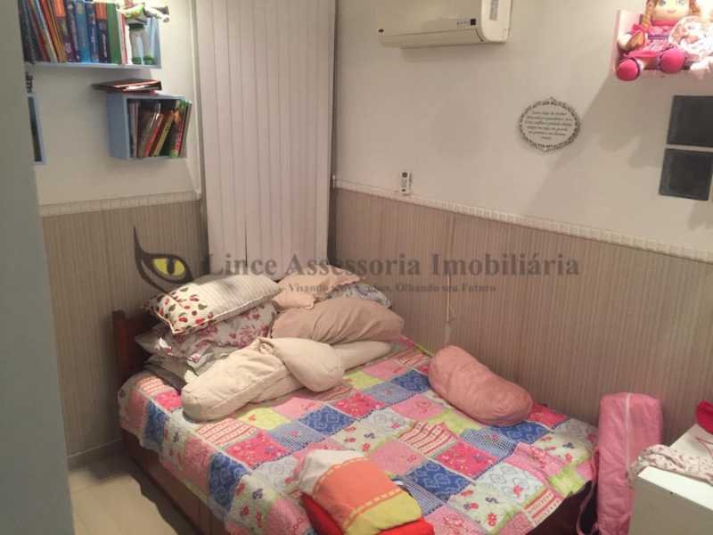 Apartamento à venda com 3 quartos, 144m² - Foto 3