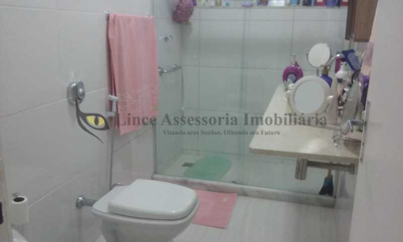 Apartamento à venda com 2 quartos, 70m² - Foto 15