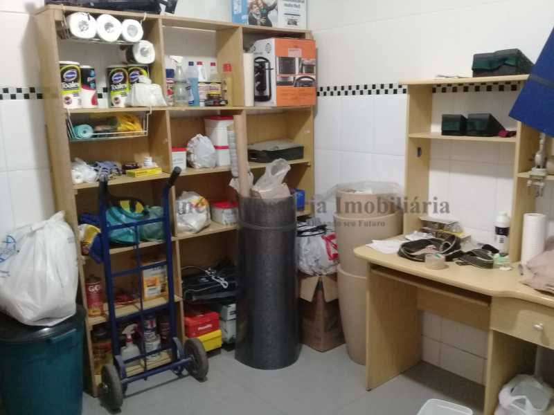 Casa Comercial à venda com 9 quartos, 383m² - Foto 4