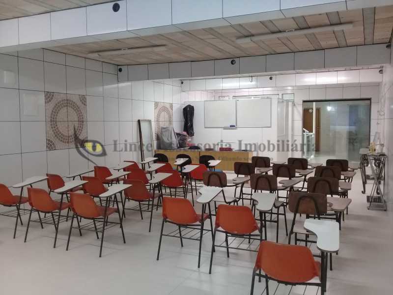 Casa Comercial à venda com 9 quartos, 383m² - Foto 10