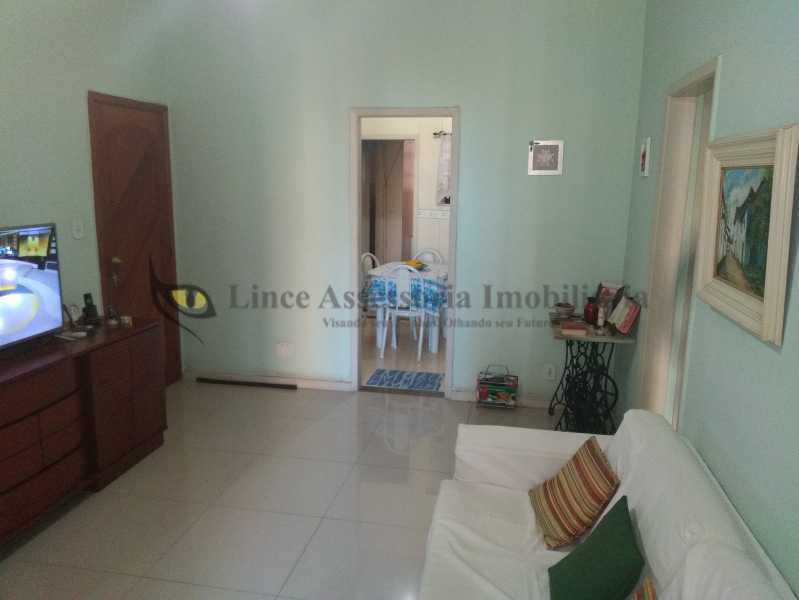 Apartamento à venda com 2 quartos, 73m² - Foto 4