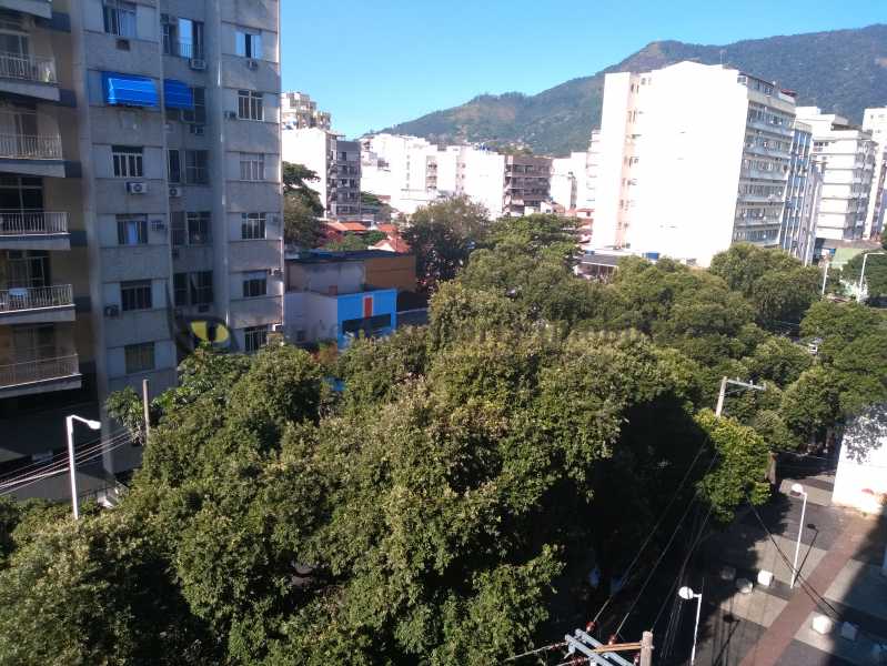 Apartamento à venda com 2 quartos, 73m² - Foto 7