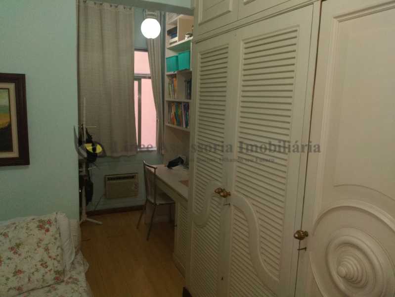 Apartamento à venda com 2 quartos, 73m² - Foto 13