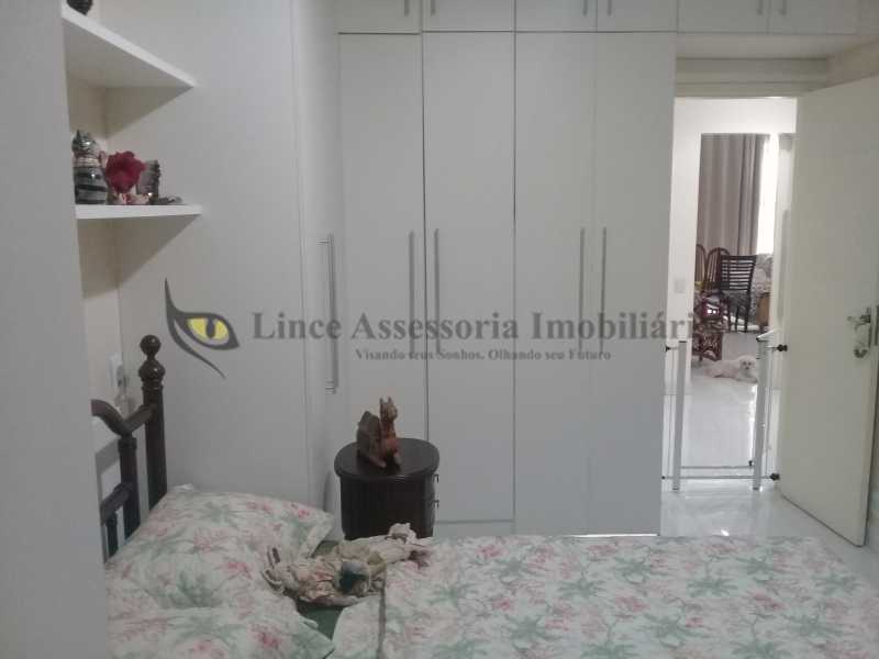 Apartamento à venda com 3 quartos, 128m² - Foto 7