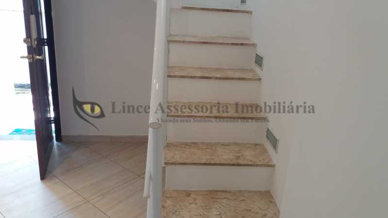 Casa de Vila à venda com 3 quartos, 160m² - Foto 14