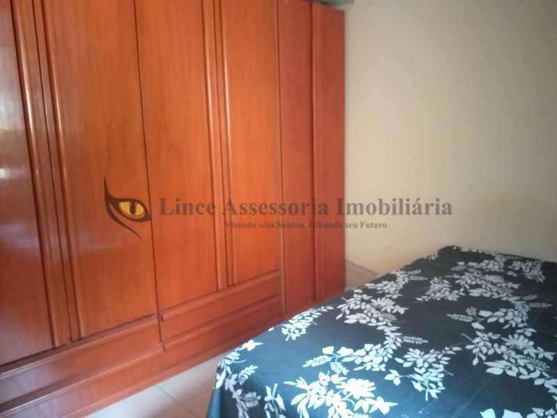 Apartamento à venda com 2 quartos, 80m² - Foto 5