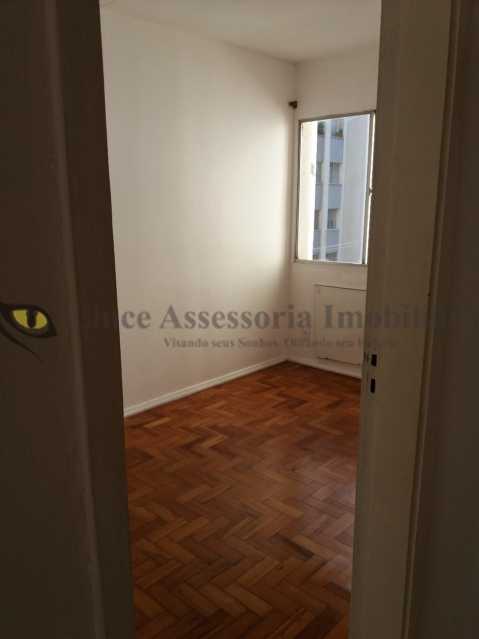 Apartamento à venda com 3 quartos, 73m² - Foto 5