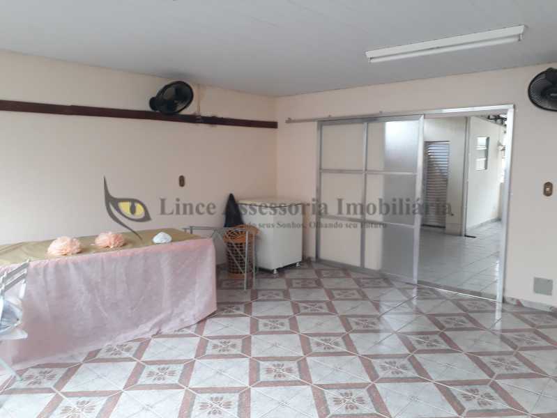 Casa à venda com 3 quartos, 204m² - Foto 28