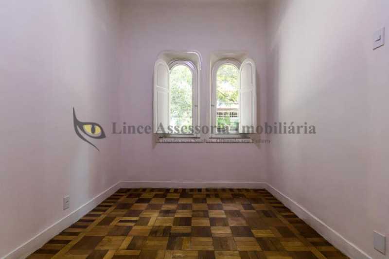 Casa à venda com 3 quartos, 170m² - Foto 16