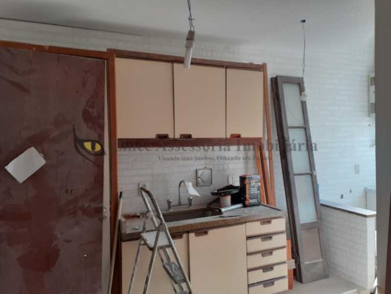 Apartamento à venda com 3 quartos, 110m² - Foto 28