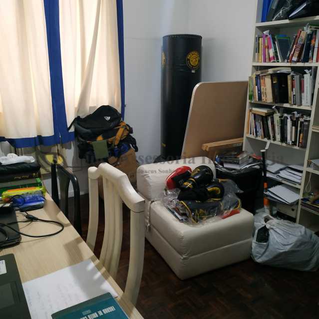 Apartamento à venda com 4 quartos, 145m² - Foto 13