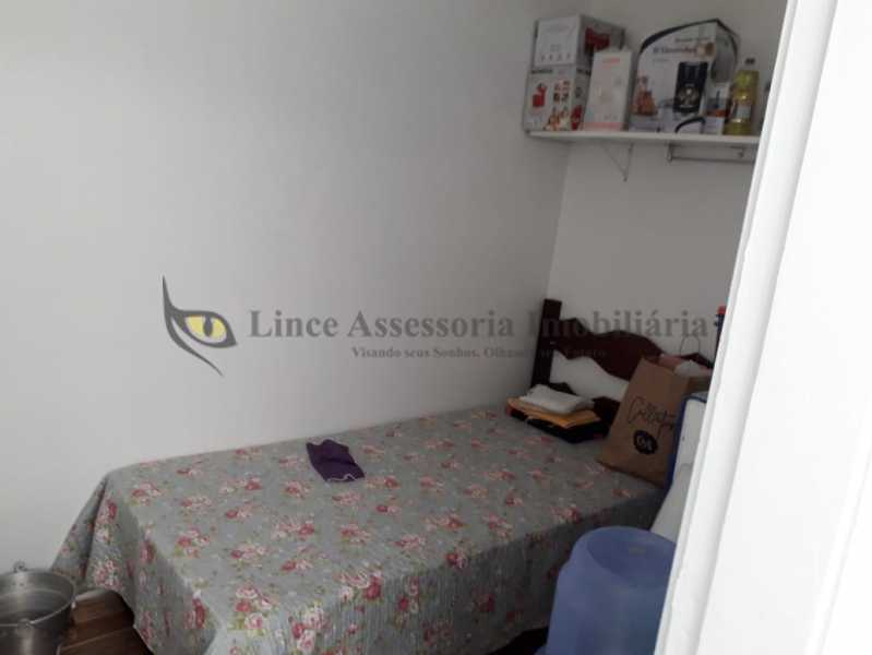 Apartamento à venda com 2 quartos, 80m² - Foto 13