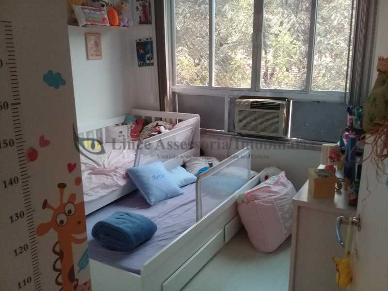 Apartamento à venda com 3 quartos, 80m² - Foto 3