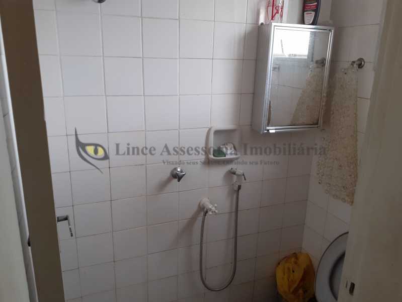 Apartamento à venda com 2 quartos, 64m² - Foto 19