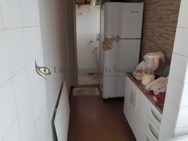 Apartamento à venda com 2 quartos, 64m² - Foto 16