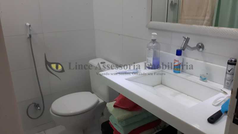 Apartamento à venda com 4 quartos, 253m² - Foto 4