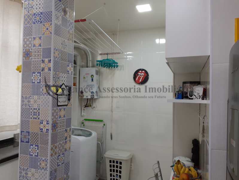 Apartamento à venda com 2 quartos, 80m² - Foto 18