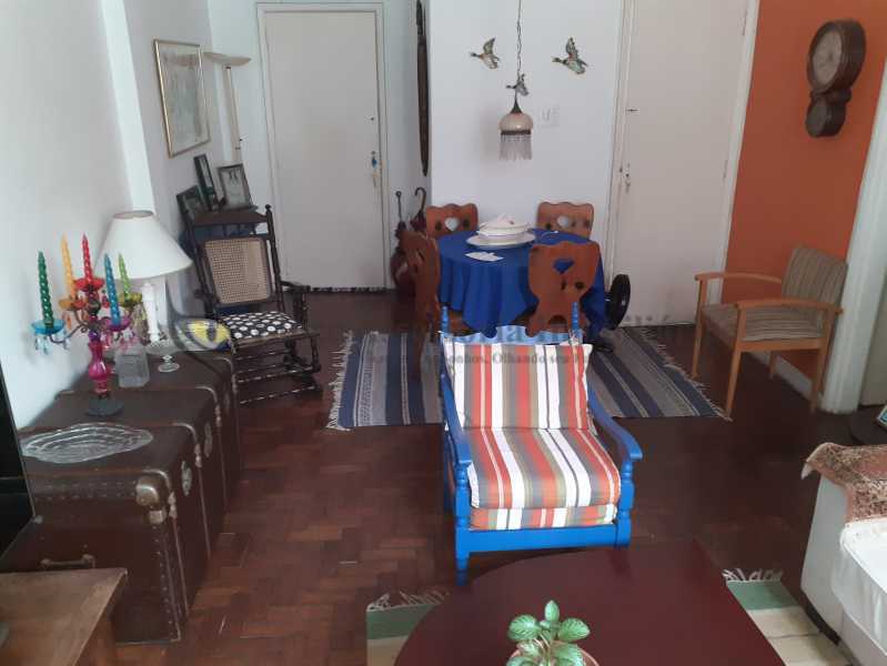 Apartamento à venda com 2 quartos, 73m² - Foto 2