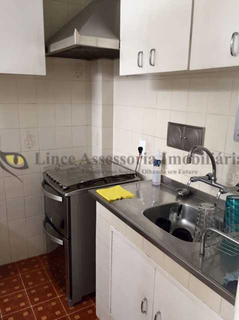 Apartamento à venda com 3 quartos, 160m² - Foto 15