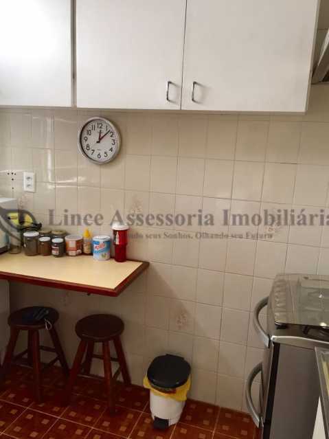 Apartamento à venda com 3 quartos, 160m² - Foto 16