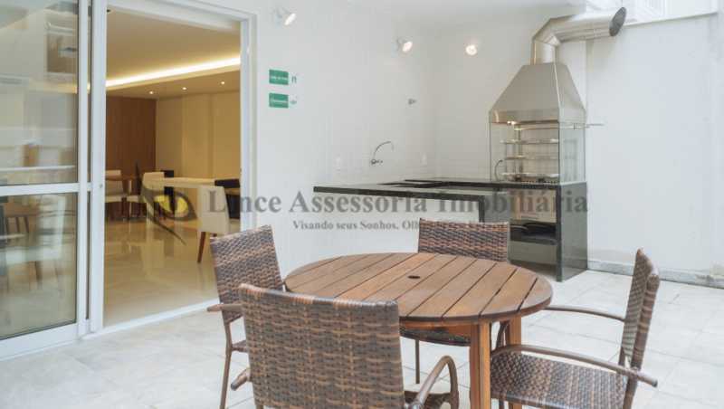 Apartamento à venda com 3 quartos, 76m² - Foto 12