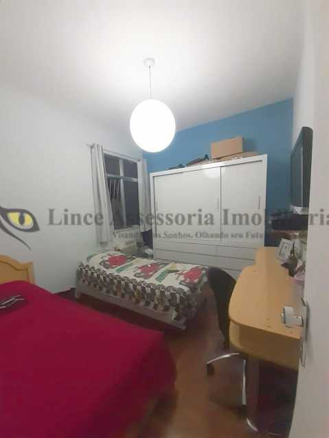 Apartamento à venda com 2 quartos, 62m² - Foto 11