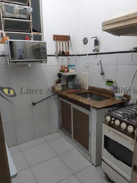 Apartamento à venda com 2 quartos, 62m² - Foto 14