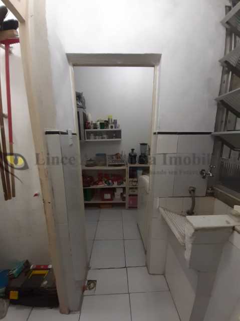 Apartamento à venda com 2 quartos, 62m² - Foto 16