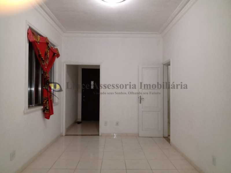 Apartamento à venda com 2 quartos, 70m² - Foto 14