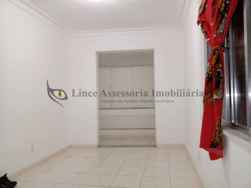 Apartamento à venda com 2 quartos, 70m² - Foto 16