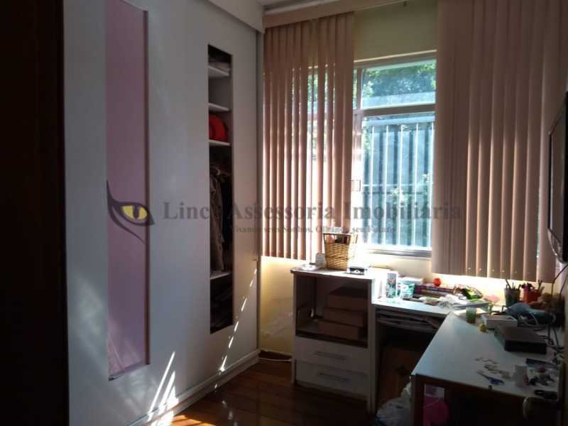 Apartamento à venda com 3 quartos, 90m² - Foto 3