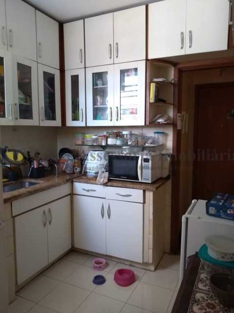 Apartamento à venda com 3 quartos, 90m² - Foto 13