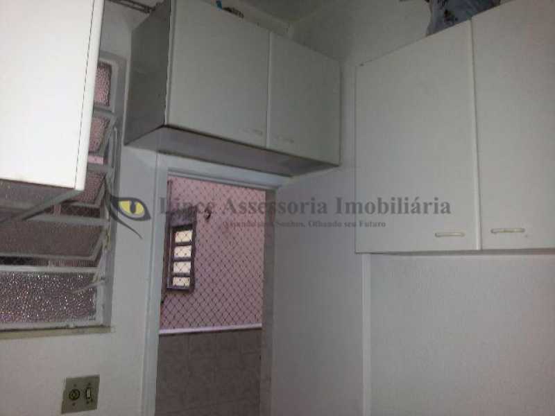 Apartamento à venda com 2 quartos, 61m² - Foto 12