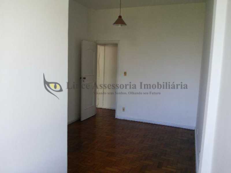 Apartamento à venda com 2 quartos, 61m² - Foto 6