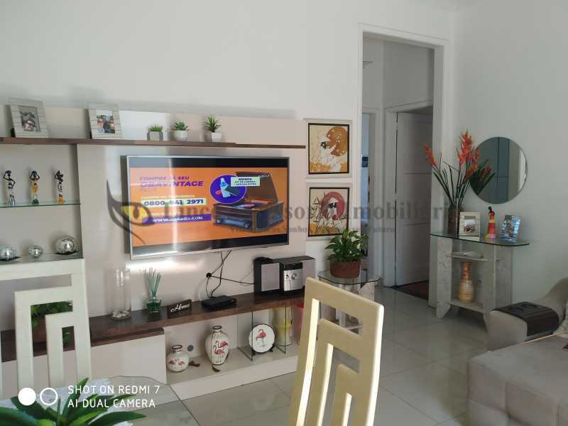 Apartamento à venda com 2 quartos, 94m² - Foto 4