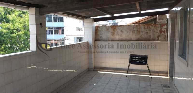 Apartamento à venda com 2 quartos, 42m² - Foto 2