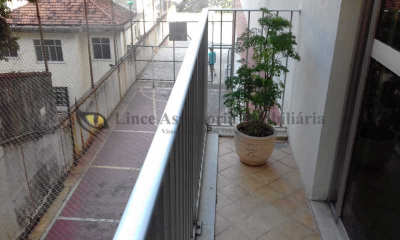 Apartamento à venda com 1 quarto, 59m² - Foto 4