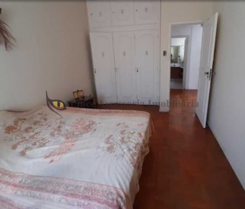 Apartamento à venda com 4 quartos, 203m² - Foto 13