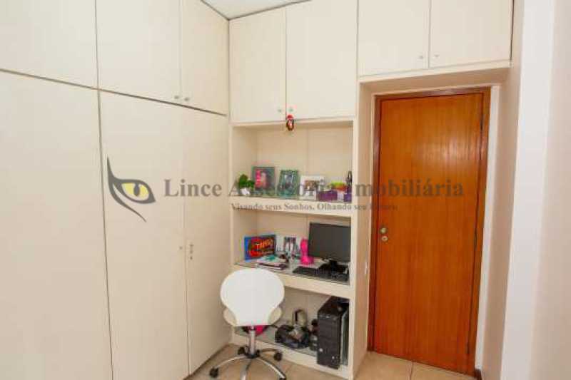 Apartamento à venda com 2 quartos, 90m² - Foto 10