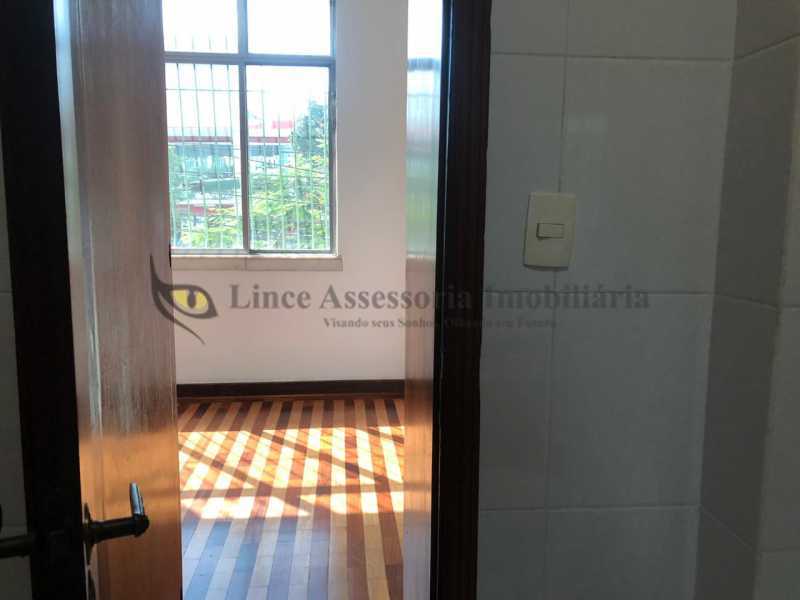 Apartamento à venda com 2 quartos, 95m² - Foto 8